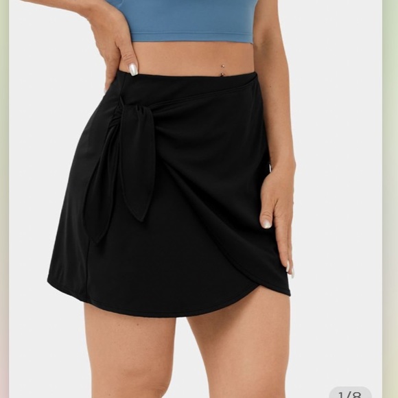 HALARA Dresses & Skirts - Halara High Waisted Lace Up 2-in-1 Side Pocket A Line Mini Golf Skirt size XS